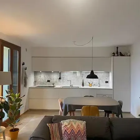 50 M Da Stazione Per Udine Apartment Manzano